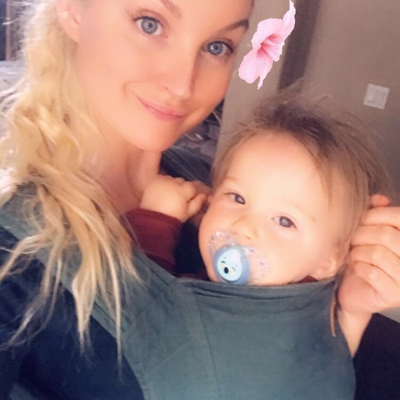 Meet your Posher, Stephanie - Picture 5 of 7